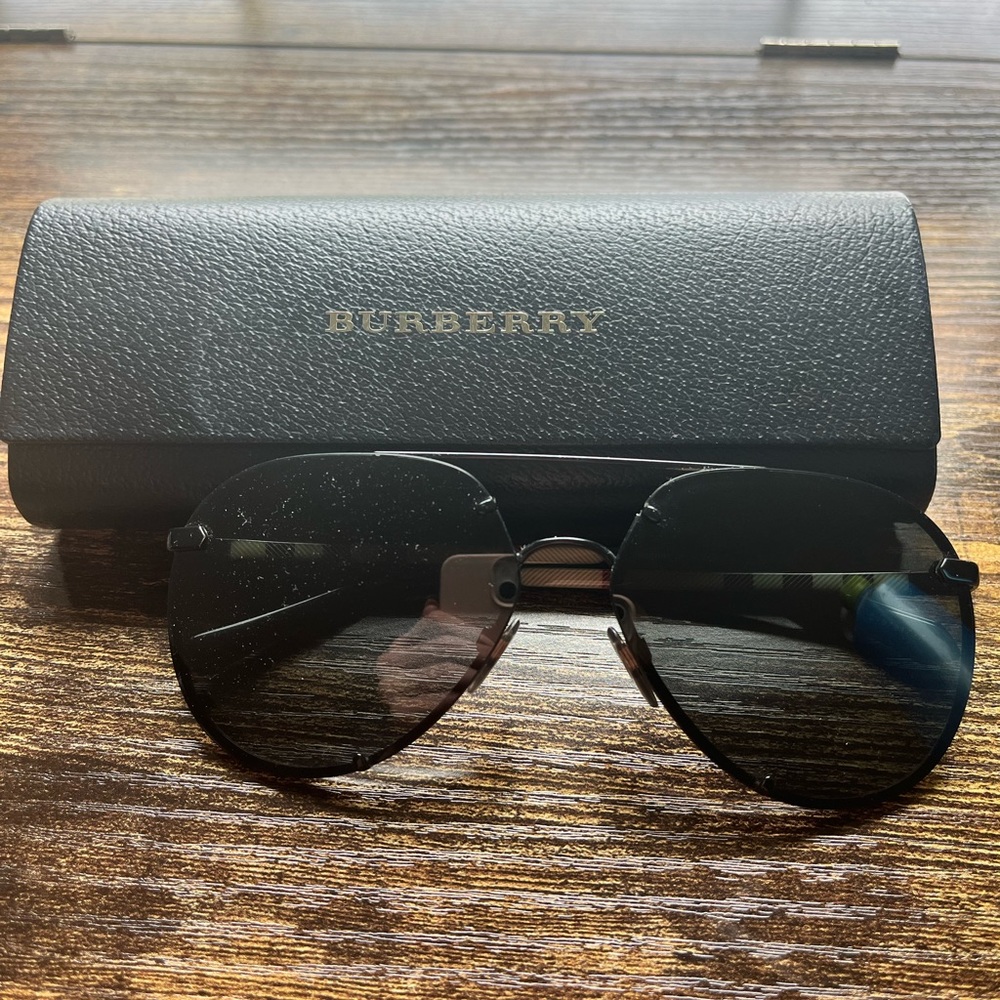 Burberry Black Sunglasses
